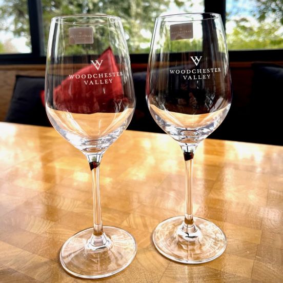 Branded still wine glasses (pair)
