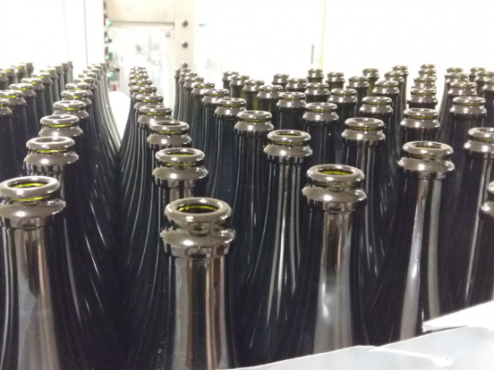 Sparkling wine bottling