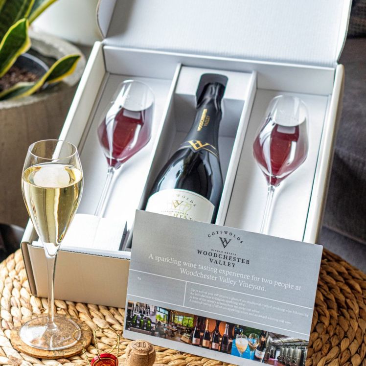 Reserve Cuvée Gift set with Sparkling Wine Tour Reserve Cuvée Gift set with Sparkling Wine Tour